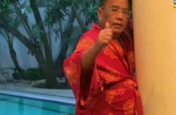 Hotman Paris Jualan Gemblong di Puncak, Auto Menuai Protes: Jangan Bikin Macet lah Bang