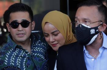 Olla Ramlan Mau Ikuti Jejak Wulan Guritno Pacaran dengan Berondong?