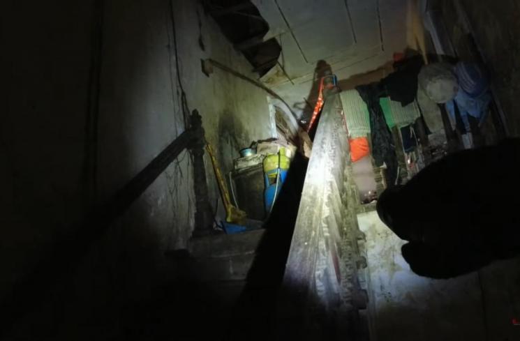 Potret Rumah Terbengkalai Milik Penyanyi 80-an (YouTube/Bangku Kosong TV)
