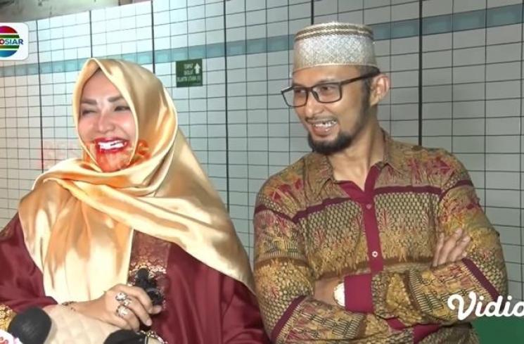 Momen Roro Fitria Umumkan Kehamilan (YouTube/Indosiar)