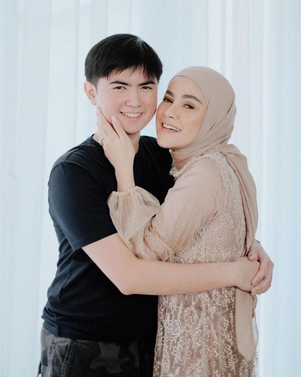 Anak Artis Tak Terjun ke Dunia Hiburan (Instagram/ollaramlan)