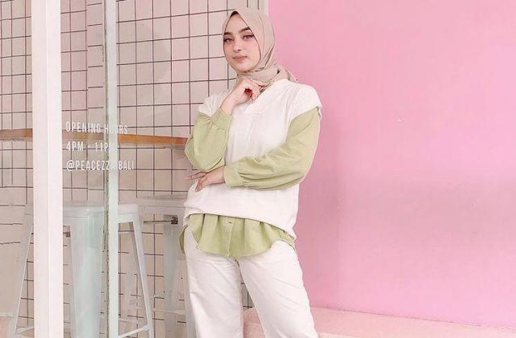 Outfit Dinan Fajrina Istri Doni Salmanan (Instagram/dinanfajrina)