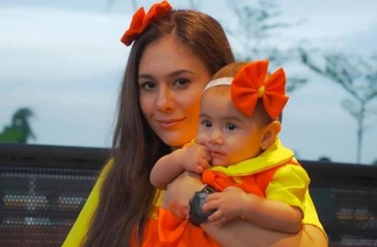 Potret Wulan Guritno Cosplay Karakter Film (Instagram/@wulanguritno)