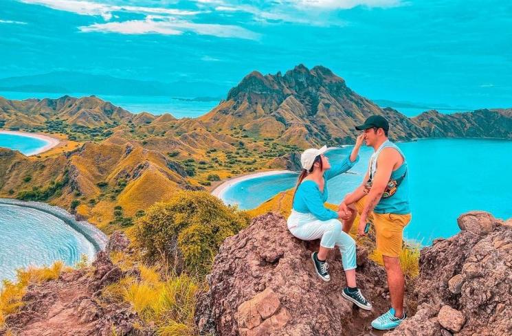 Liburan Via Vallen di Labuan Bajo (instagram/@viavallen)