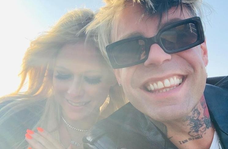 Momen Avril Lavigne Dilamar (Instagram/@avrillavigne)