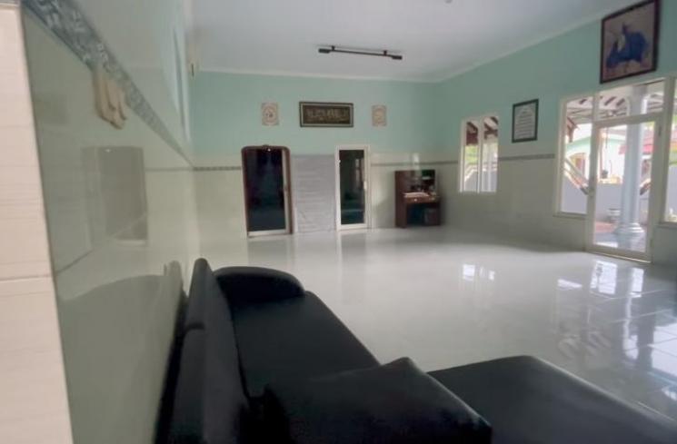 Rumah Dewi Perssik di Kampung Halaman (YouTube DEWI PERSSIK)