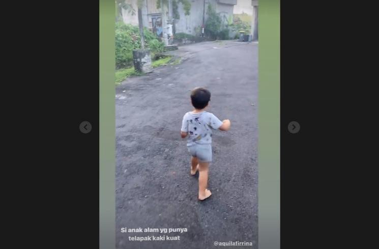 Momen Feby Febiola bareng cucu ganteng (Instagram/@febyfebiola_)