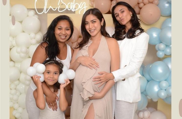 Potret Baby Shower Jessica Iskandar. (Instagram/@inijedar)