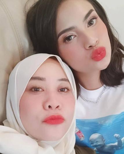 Momen Kenangan Puput dan Anak-Anak Doddy Sudrajat (Instagram/puput100ly)