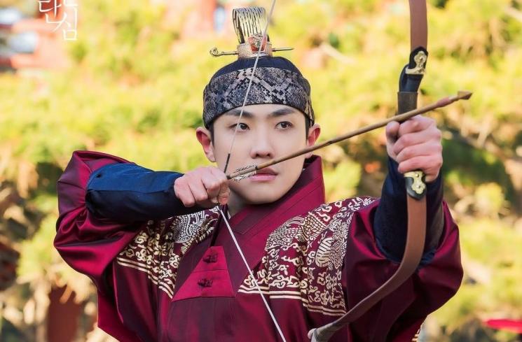 Potret Lee Joon Jadi Raja di Bloody Heart (Instagram/@kbsdrama)