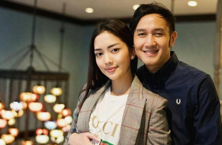 Seleb Tak Betah Terlalu Lama Menduda (instagram/@ririndwiariyanti)