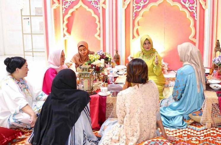 Momen Bella Saphira Buka Bersama Artis 90-an (instagram/@bellasaphiraofficial)
