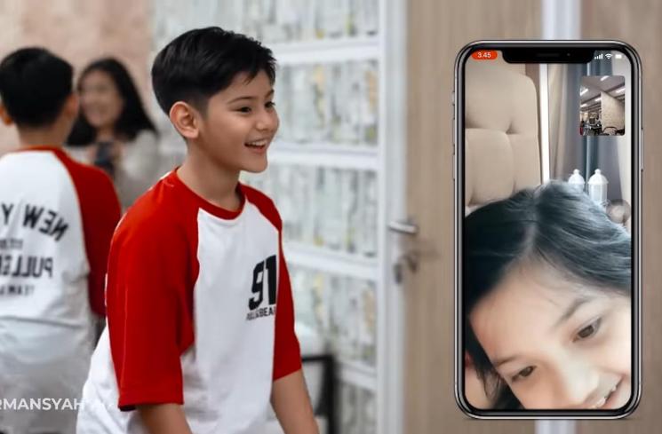 Momen King Faaz Video Call Arsy Hermansyah (YouTube The Hermansyah A6)