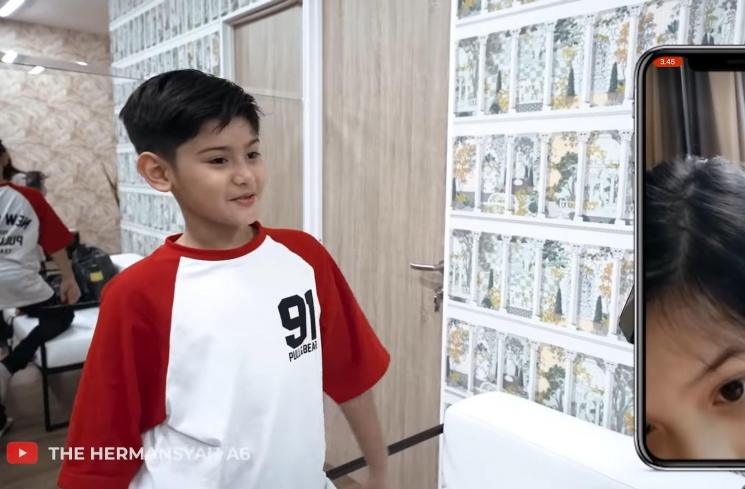 Momen King Faaz Video Call Arsy Hermansyah (YouTube The Hermansyah A6)