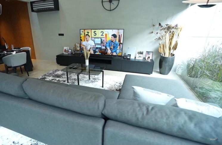 Rumah baru Desta (YouTube/Taulany TV)