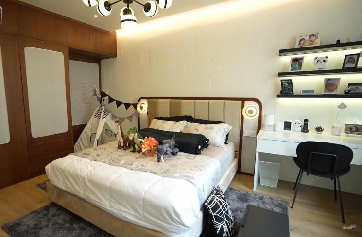 Rumah baru Desta (YouTube/Taulany TV)