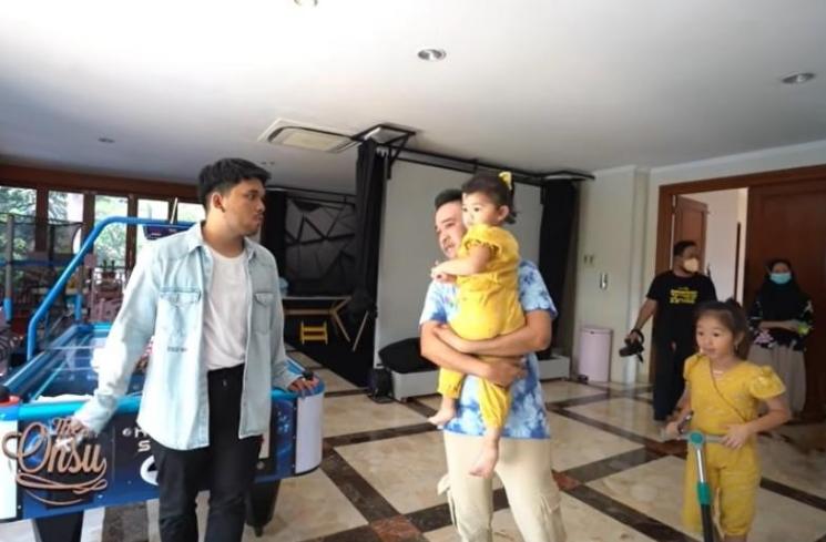 Rumah Ruben Onsu (YouTube/ The Onsu Family)