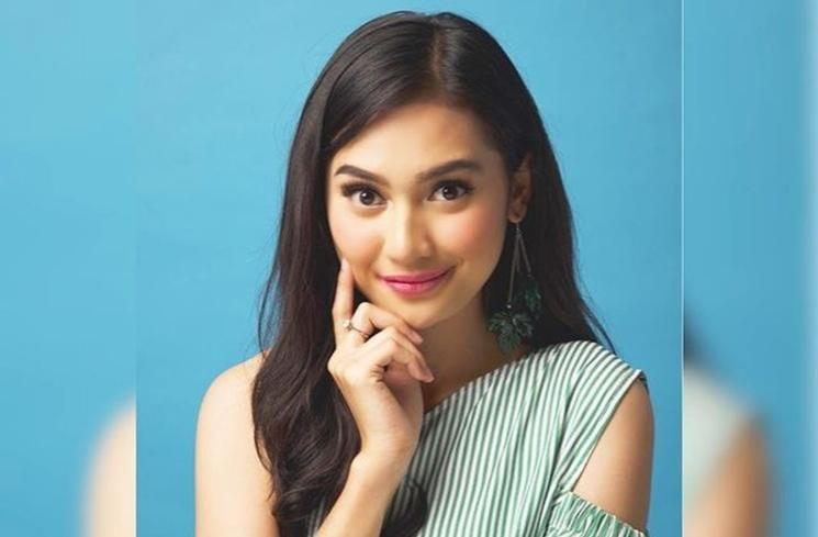 Potret Indah Permatasari Pakai Makeup Tebal. (Instagram/@indahpermatas)