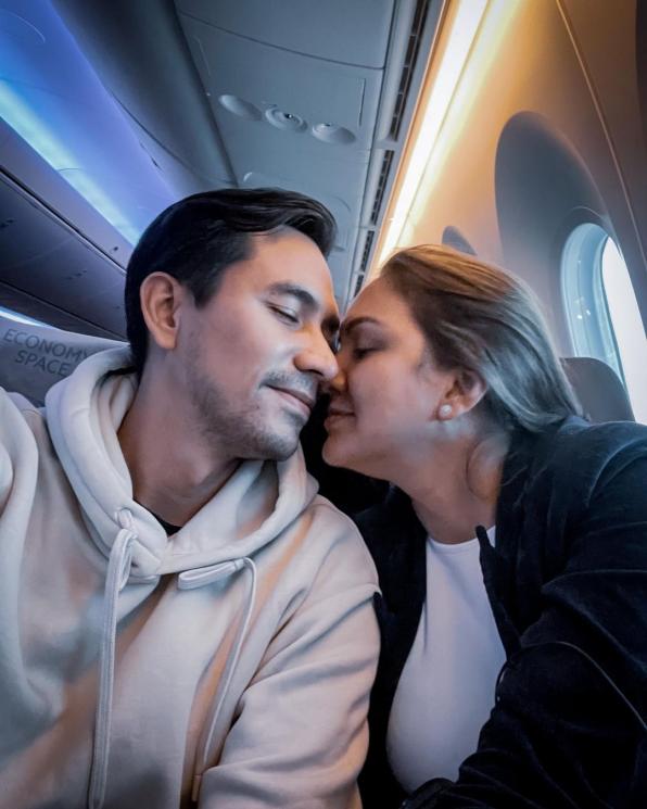 Potret Darius Sinathrya dan Donna Agnesia Jenguk Anak Sulung di Prancis (Instagram/darius_sinathrya)