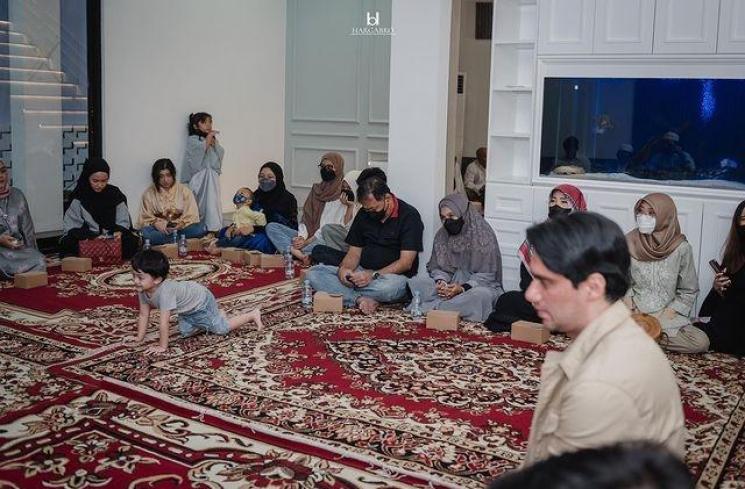 Potret Syukuran Rumah Syifa Hadju (Instagram/syifahadjureal)