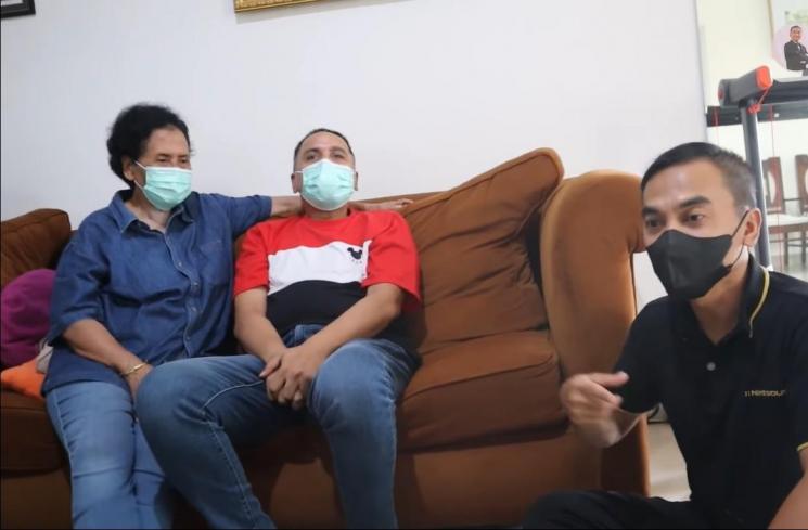 Potret Terbaru Gugun Gondrong (YouTube/Rico Ceper)