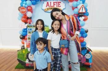 Ririn Dwi Ariyanti Bongkar Urusan Ranjang, Netizen Heran: Itu Anak 3 Hadiah Ciki?