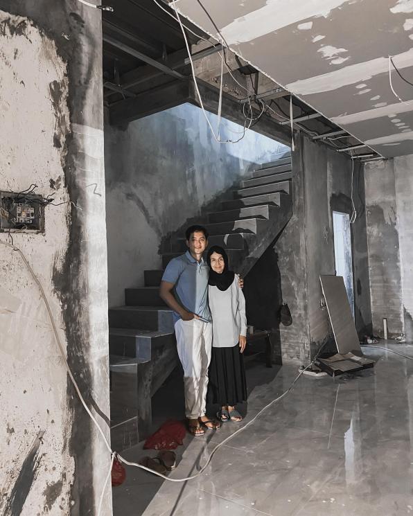 Kebersamaan Kiki Farrel dan ibunda. (Instagram/@kikifarrel_)