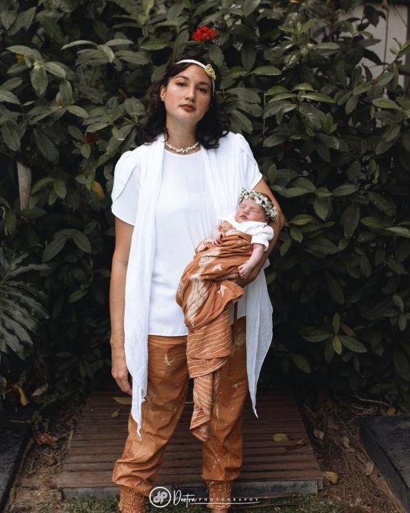 Artis Langsung Langsing Usai Lahiran (instagram/@nadinelist)