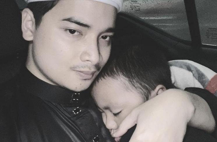 Potret kedekatan Yusuf dengan sang ayah Alvin Faiz (Instagram/@alvin_411)