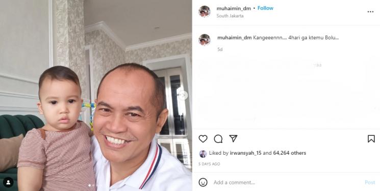 Ukkasya bersama manajer Zaskia Sungkar. (Instagram/muhaimin_dm)