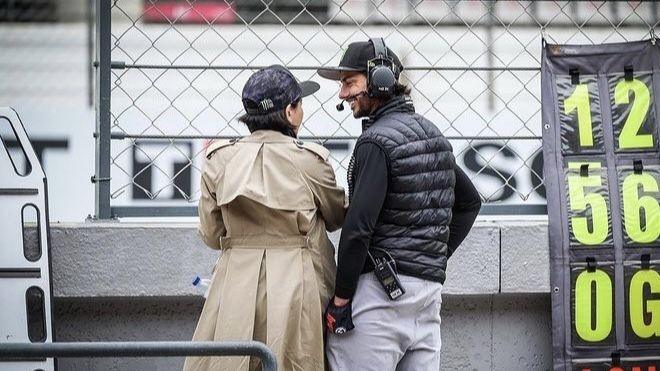 Nikita Mirzani dan John Hopkins. (Instagram/nikitamirzanimawardi_172)