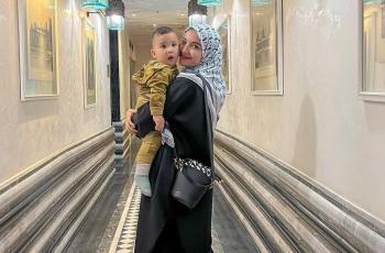 Tangis Zaskia Sungkar Pecah saat Ukkasya Belajar Jalan Sendiri: MasyaAllah!