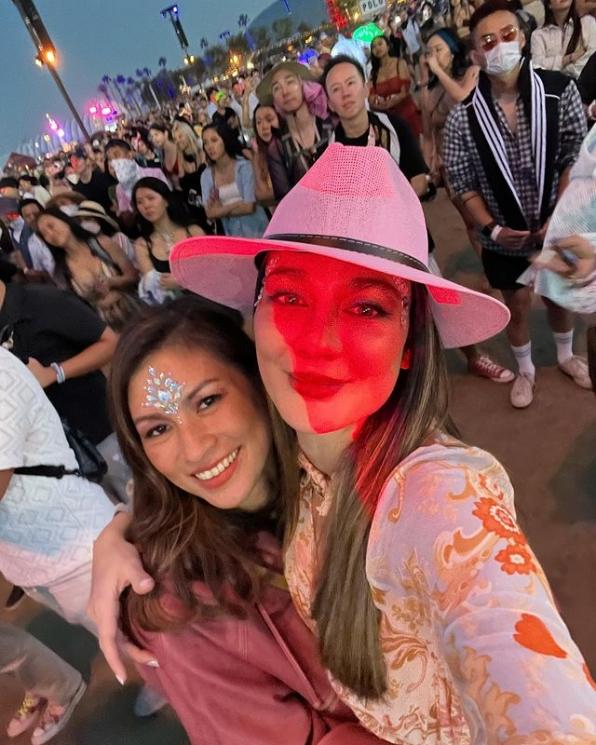 Gaya Kece Luna Maya Nonton Coachella.(Instagram/@lunamaya)