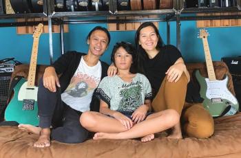 10 Potret Rumah Eross Sheila On 7 di Yogyakarta, Klasik dan Super Nyaman!