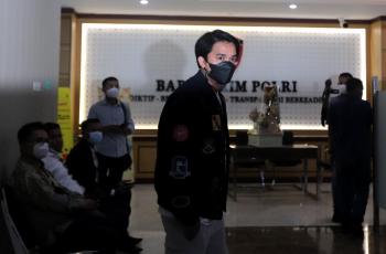 Detik-detik Billy Syahputra Diperiksa Bareskrim Polri: Dicecar 17 Pertanyaan!