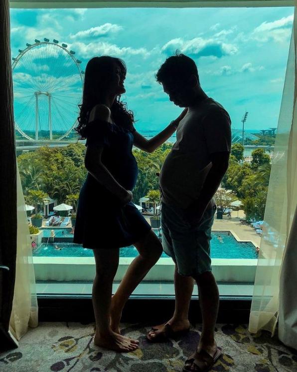 Artis Babymoon di Luar Negeri.(Instagram/@anisaaziza)