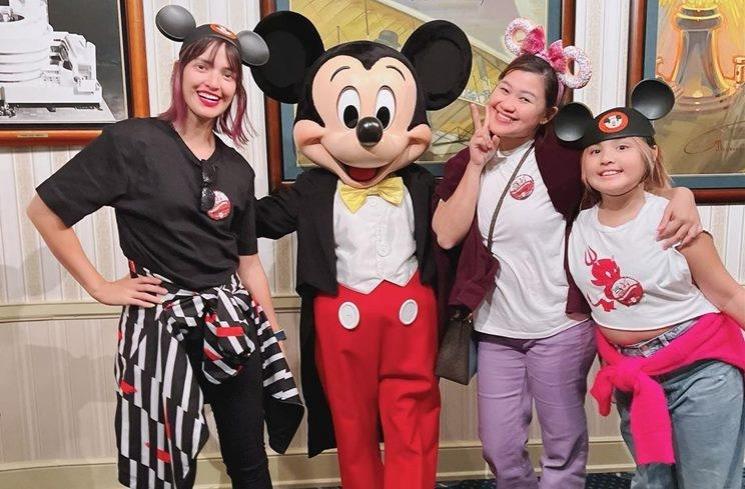 Potret Liburan Nia Ramadhani (instagram/@talitha_nugroho11)
