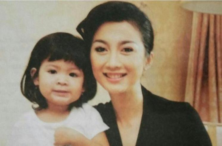 Transformasi Nasywa Nathania Anak Desy Ratnasari (Instagram/@desyratnasariterdepan)