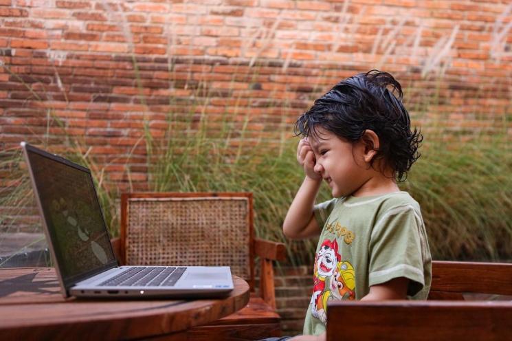 Potret Terkini Anak Arya Saloka dan Putri Anne (Instagram/@anneofficial1990)