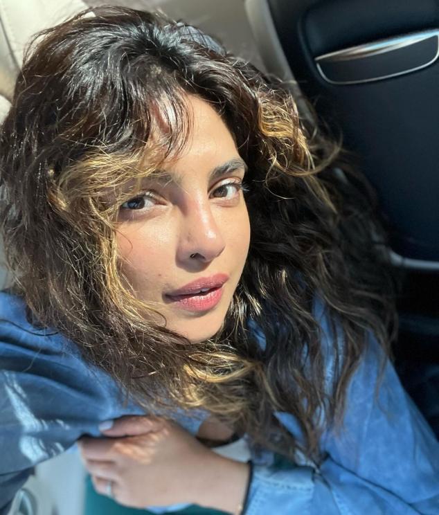 Potret Tanpa Riasan Aktris Bollywood Termahal 2022 (instagram/@priyankachopra)