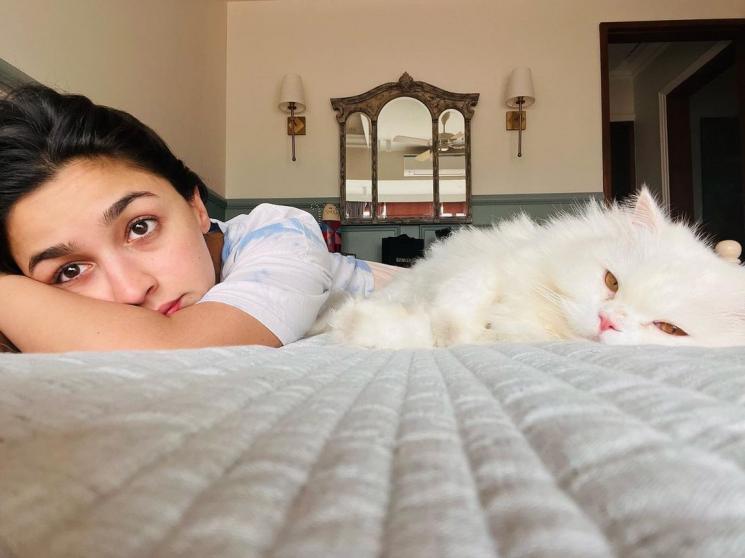 Potret Tanpa Riasan Aktris Bollywood Termahal 2022 (instagram/@aliaabhatt)