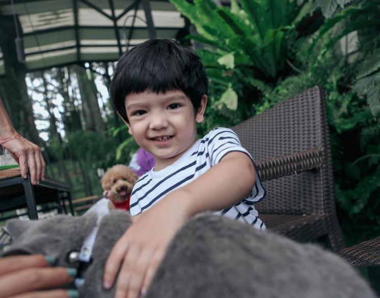 Potret Terkini Anak Arya Saloka dan Putri Anne (Instagram/@anneofficial1990)