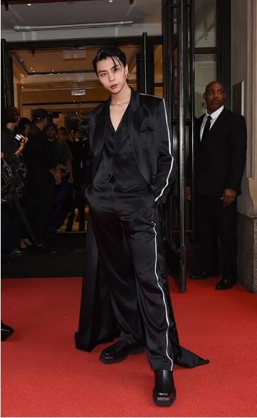 Idol Kpop Pernah Hadir di Met Gala. (teenvogue)