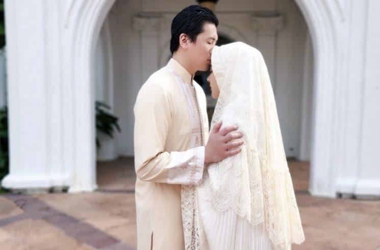 Potret Syahrini dan Reino Barack Lebaran di Singapura (instagram/@princessyahrini)
