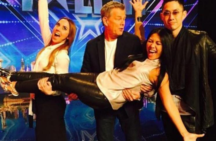 Artis Indonesia Akrab dengan Seleb Dunia. (Instagram/@anggun_cipta)