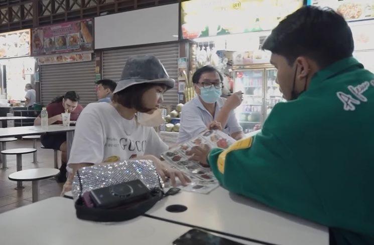 Momen Fuji Susul Thariq Halilintar ke Singapura. (YouTube/fuji an)