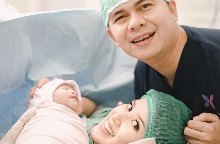 Perjalanan Rosiana Dewi dari Hamil hingga Melahirkan (instagram/@rsn.dw)