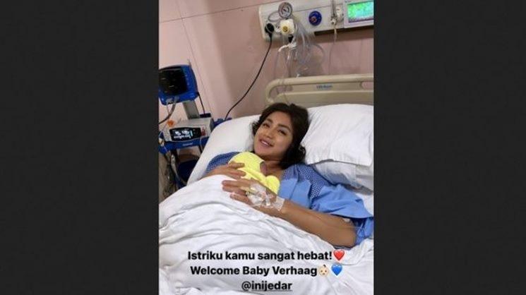 Jessica Iskandar melahirkan anak kedua. (Instagram/@v.andrianto)
