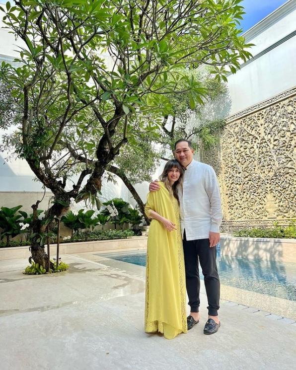 Gaya Artis Istri Pejabat Rayakan Lebaran. (Instagram/bianca.alinda)