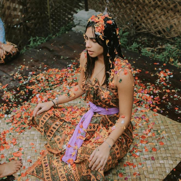 Potret Valerie Thomas Nyaman Tampil Seksi. (Instagram/valerieethomas)